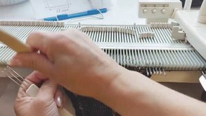 Жилет ДОМИНИК мастер класс готов машинное вязание 1 фонтура