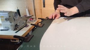 Прищепки для ткани, которыми я пользуюсь много лет. Ими же прижимаю картонные лекала