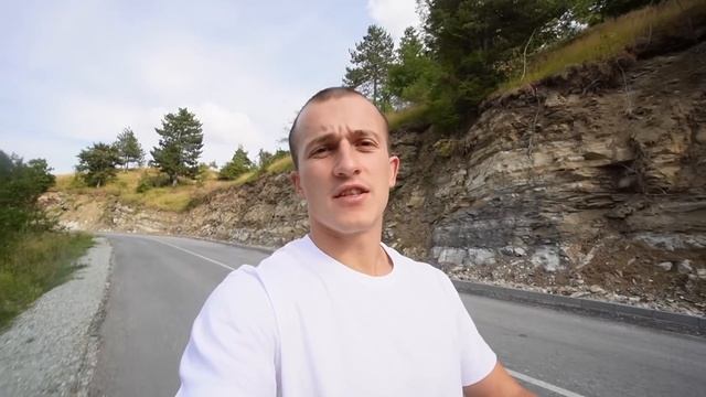 ИЗНЕНАДАХ ЖЕНА МИ НА СЕЛО С ВЕЧЕРЯ смотреть онлайн