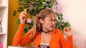 Лучшие ЛАЙФХАКИ для ПРЕОБРАЖЕНИЯ из ТикТока! БЕЗУМНЫЕ девичьи проблемы от Ла-Ла Лайф Эмодзи