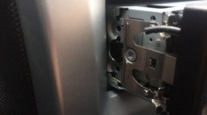 КАК ВЫТЯНУТЬ МАГНИТОЛУ БЕЗ КЛЮЧА АВТО МАГНИТОЛУ BLAUPUNKT