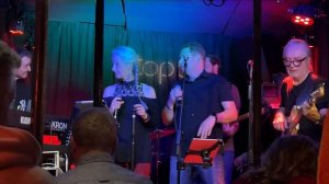 PAGE 1 - DON'T LOOK ANY FURTHER - LIVE - 27.01.2024 - TOPOS, LEVERKUSEN