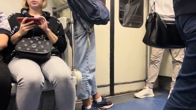 Метро Петербурга: Метровагон 81-540 «Пришелец».Адмиралтейская-Бухаресткая. смотреть онлайн