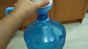Ремонт помпы бутылированной воды.