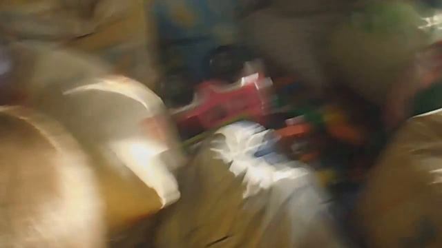 Бассейн из подушек + сигна смотреть онлайн