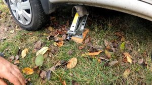 Гайковерт VVOSAI WS-L3-LUOJI (340 N.m.) Откручиваем колесо легкового автомобиля