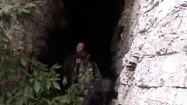 По каньонам и пещерам Хосты смотреть онлайн