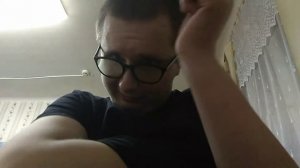 Затяжной пук под мышкой