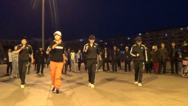 Дуннин. Отличные танцы (фрагмент).27 апреля 2019 год смотреть онлайн