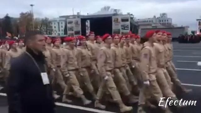 Сводный юнармейский отряд на Параде Памяти 2018 смотреть онлайн