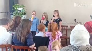 Мы встречаем праздник жатвы вновь и вновь.....