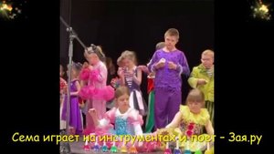 Особенный сын Эвелины Бледанс начал играть в школьных постановках. Новые видео 2021