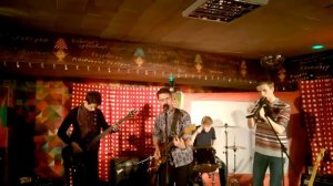 Эйприл О'Нил - Женщина, я не танцую (кавер)