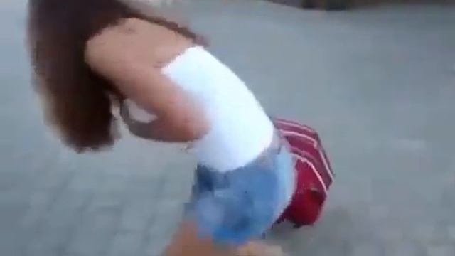 Опоздала на поезд смотреть онлайн