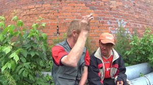 Один день среди бомжей / 2 серия - пьянка с Рыжим и Бульдогом! (18+)