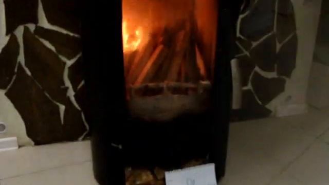 Растапливаем каминофен Wamsler Rona смотреть онлайн