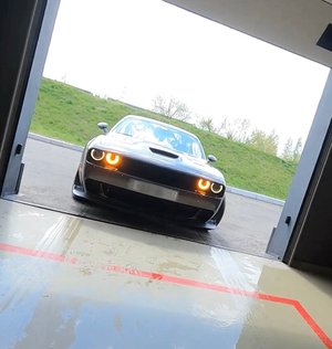 Детейлинг мойка кузова автомашины Dodge Challenger RT Автомойка Детейлинг Химчистка