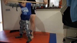 ЛФК  Ярика  КАЧАЕМ мышцы Для детей с ДЦП Печем оладушки  Мамин помощник | ДЦП не приговор