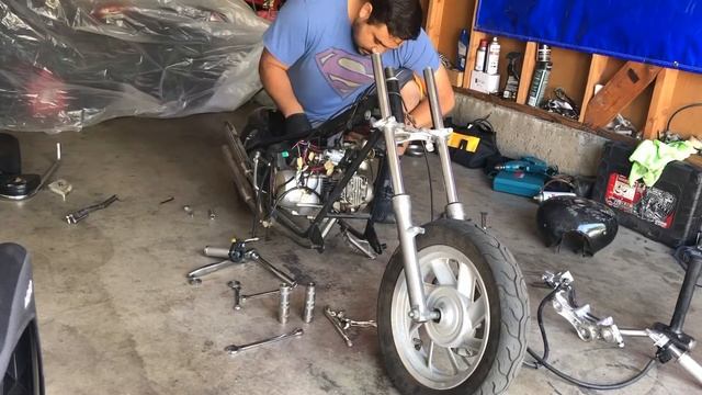 Mini chopper/ mini bike restoration part-1 смотреть онлайн