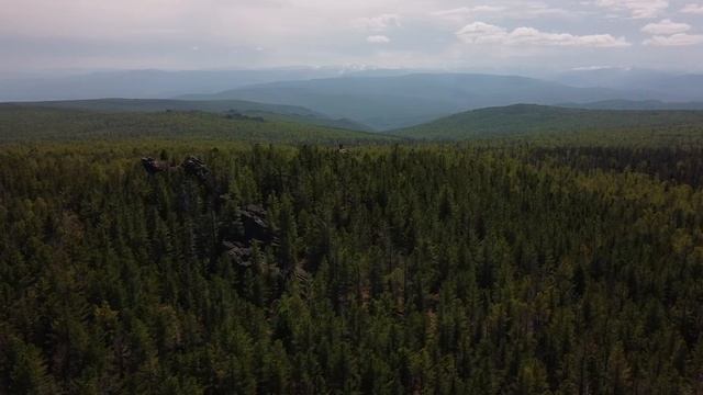 Поход по тайге | Камень Мойготы - высшая точка Олхинского плато | скальник Царские Ворота