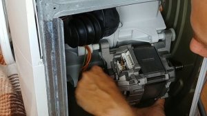 Pračka Bosch / Siemens - Chyba F21 - odstranění závady