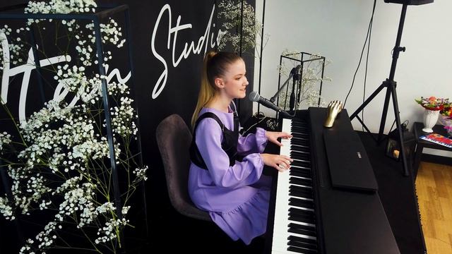 Jekaterina Grasberga - Ангелы (Piano Cover) смотреть онлайн