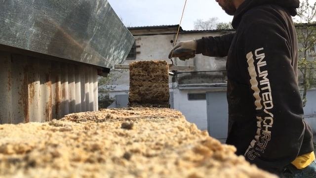 КЛАДКА КАМНЯ РАКУШКИ СТРОИТЕЛЬСТВО ГАРАЖА #строительствогаража #гараж #гаражи #vlog