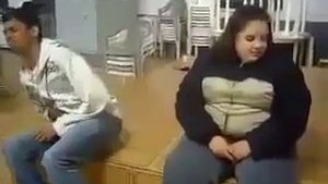 прикол как правильно пукать !