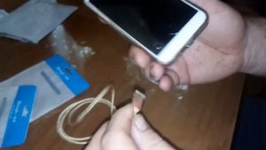 Магнитная зарядка на телефон