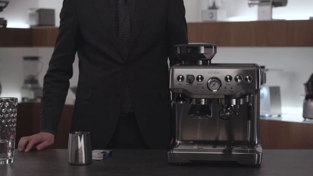 Кофейная станция BORK C803/C804. Видеоинструкция, как провести очистку от кофейных масел смотреть онлайн