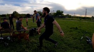 Питбуль Муса прогулка в город и по хутору!!!