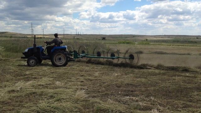 Грабли Палех 5-колесные с минитрактором Исеки TU170F смотреть онлайн