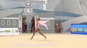 художественная гимнастика / показательное 30 сек в 6 лет / Анастасия Пугач 2012/тренировки дома