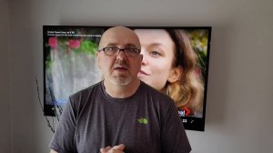 ШОК ОТ УКРАИНЦЕВ. БЕЖЕНЦЫ ИЗ Журнала FORBES .Не скромные украинские беженцы в Канаде. без флага.