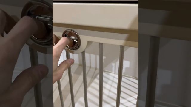 Вольер для собак из дуба | Комнатный вольер-тумба с двухцветной покраской смотреть онлайн