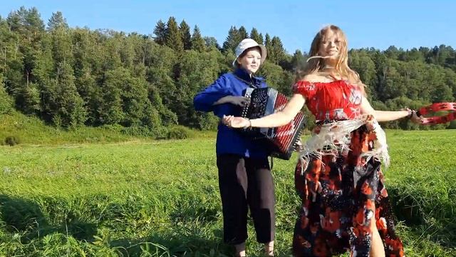 Девчонки зажгли под цыганочку //Динара Вдовина и Валерия Загитова// смотреть онлайн