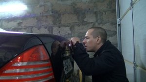 открытие багажника w220 при севшем акб и без ключа