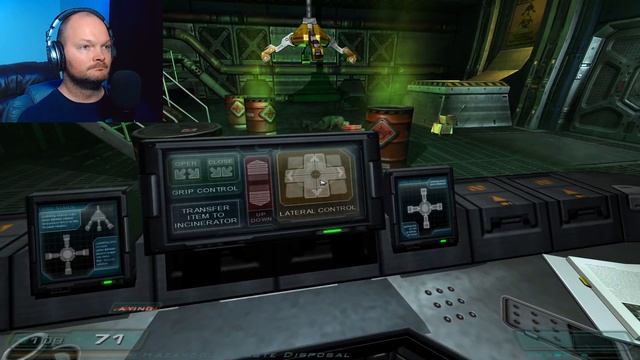 A Surprise In EVERY Dark Corner! - DOOM 3 | Let's Play - Part 4 смотреть онлайн