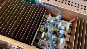 Ом Лакшмани Ом Luxman L-570 A class