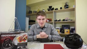 Компактный аэрогриль Redmond RAG-241. Меньше не придумаешь