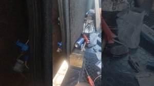 Центр замок СПРИНТЕР 902 2001г. Ты закр. с пульта , а задняя дверь откр., сама, есть решение !(ч.2