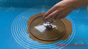 Медовый торт. Медовик с черносливом и орехами.  Қазақша рецепт. #медовыйторт#медовик#балторты#