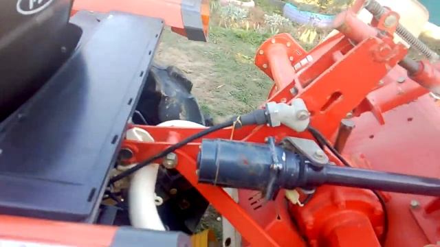 Японский мини-трактор Yanmar f215 смотреть онлайн