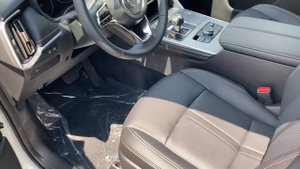 США автосалон Mazda цены и новинки CX-90 Мазда CX-50