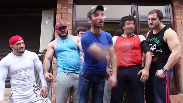 Омар Алибутаев братья,серьезные лица