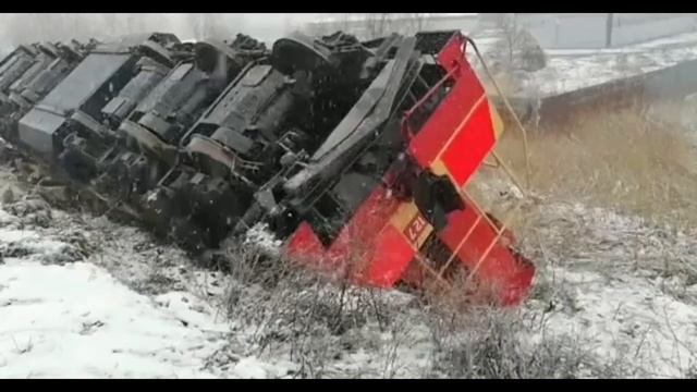ПЕРЕВЕРНУЛСЯ ПОЕЗД... #КРАСНОДАРСКИЙКРАЙ