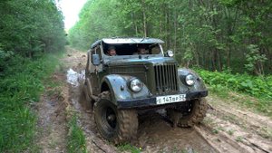 Лучший способ передвижения по железнодорожным путям. На ГАЗ-69 до царского моста.