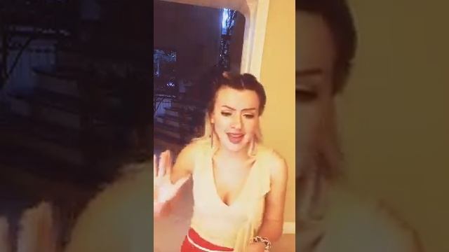 Музыкальное развекательное шоу певицы Сары Окс ( №1) смотреть онлайн