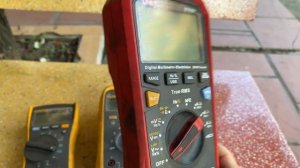 Fluke 27 II Multimeter Fluke 27II, Мультиметр цифровой водонепроницаемый