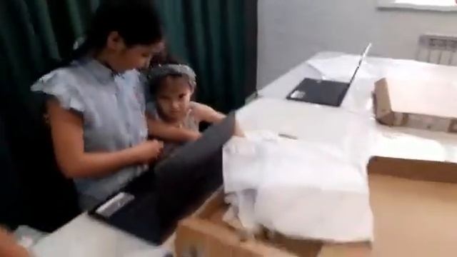 Праздник день защиты детей! Вот что получить подарки от бабушки на день защиты детей смотреть онлайн